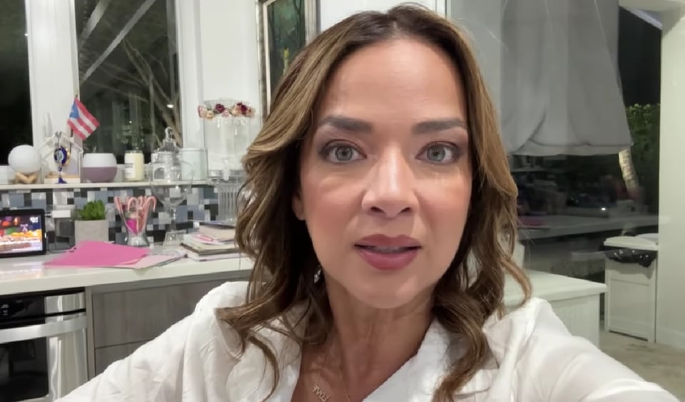 "Grateful for what I have and for what is to come": Adamari Lopez