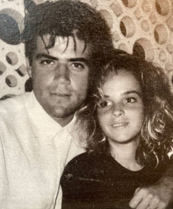 "Me duele en el alma", dice tras la muerte de Amparo Serrano
