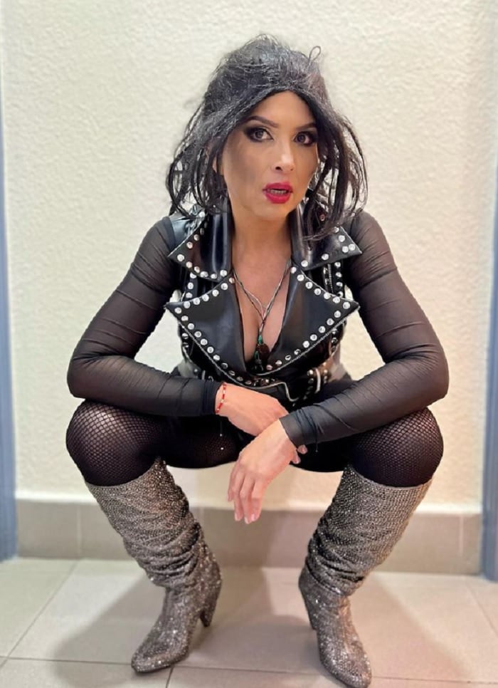 "Mamasota hermosa", le dicen a La Chupitos