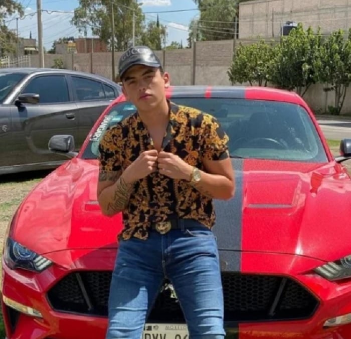 La familia millonaria Díaz gusta de los autos lujosos