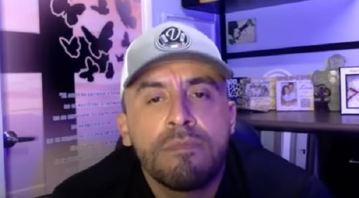 Juan Rivera se pregunta si su padre tiene que trabajar para los hijos de Jenni