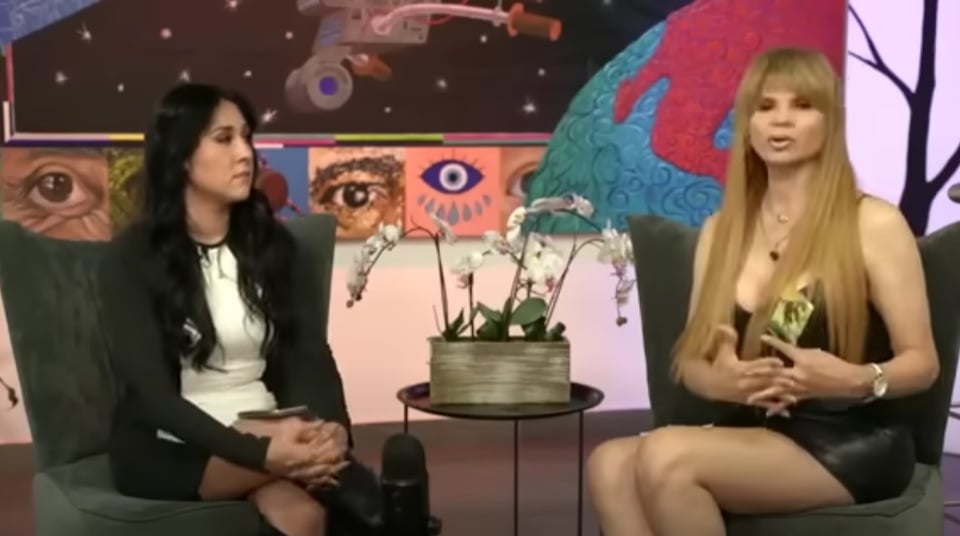Mhoni Vidente asegura que la carta de El Ahorcado está sobre Kanye West