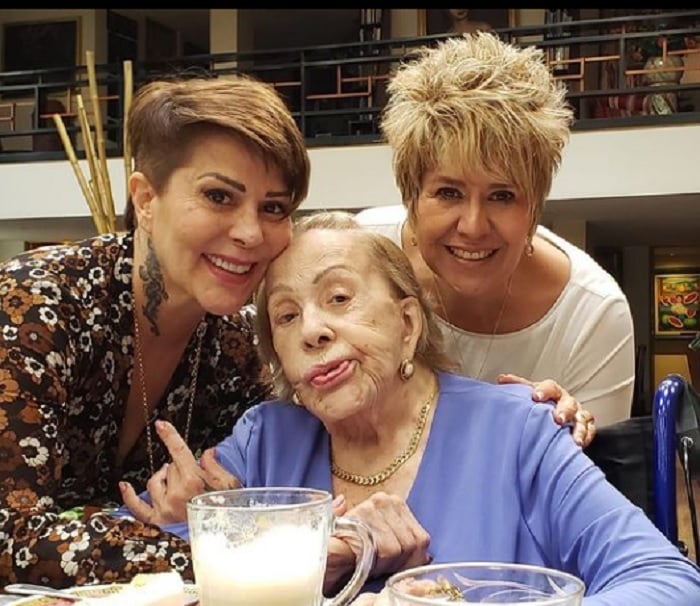 "Larga vida a nuestra diva"
