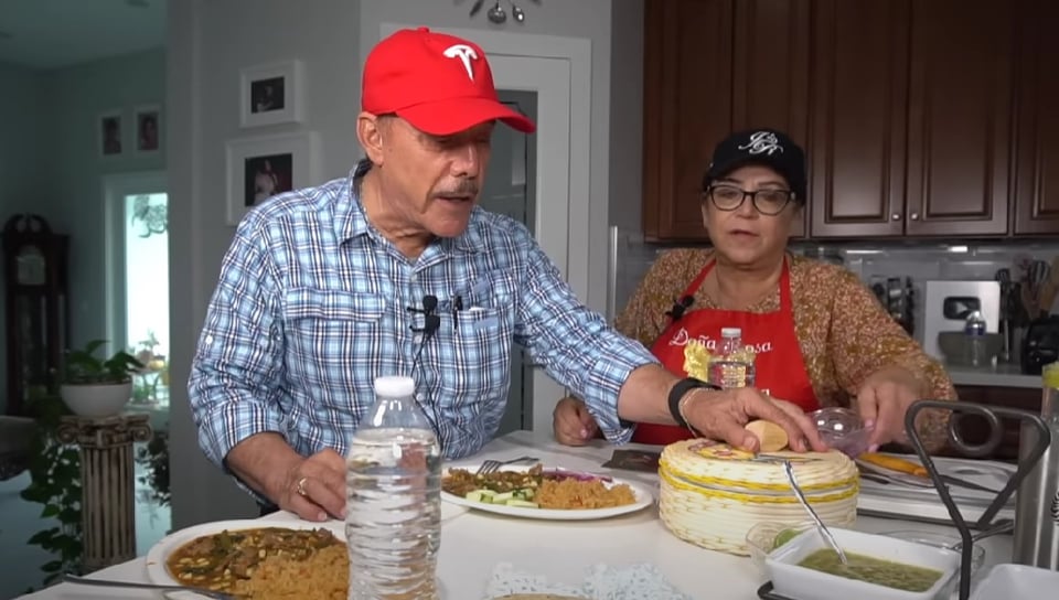 Le dicen a la Señora Rosa que deje de lucrar con su hija Jenni Rivera