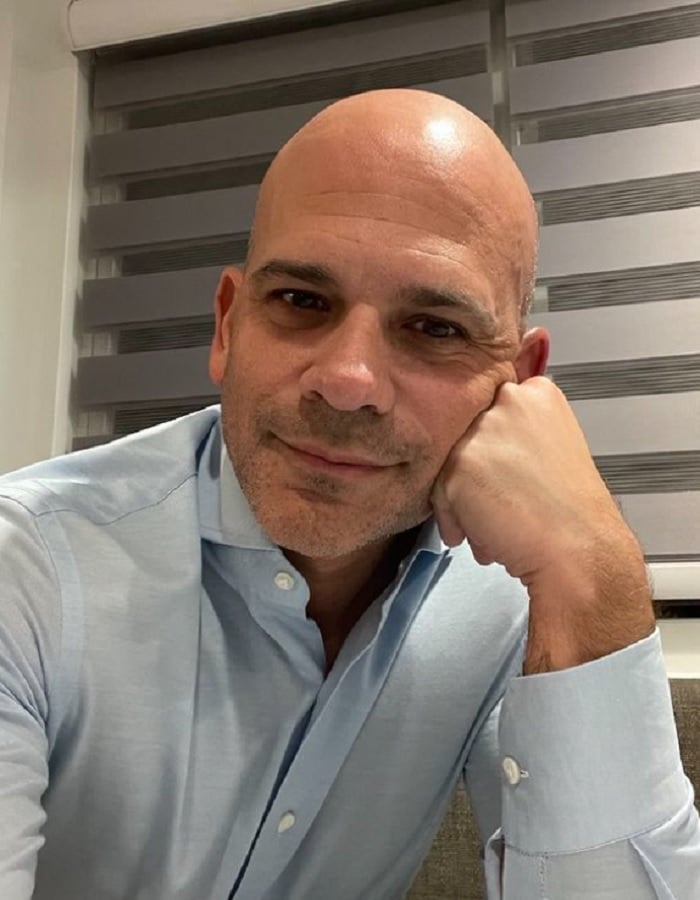 Dr Juan Rivera enfrentó serios problemas de salud
