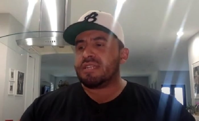 "Si una mujer me falta el respeto a mí, sin broncas se la dejo ir"