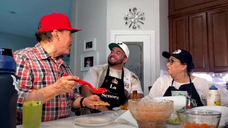 "Me dejó ahí", dice la Señora Rosa