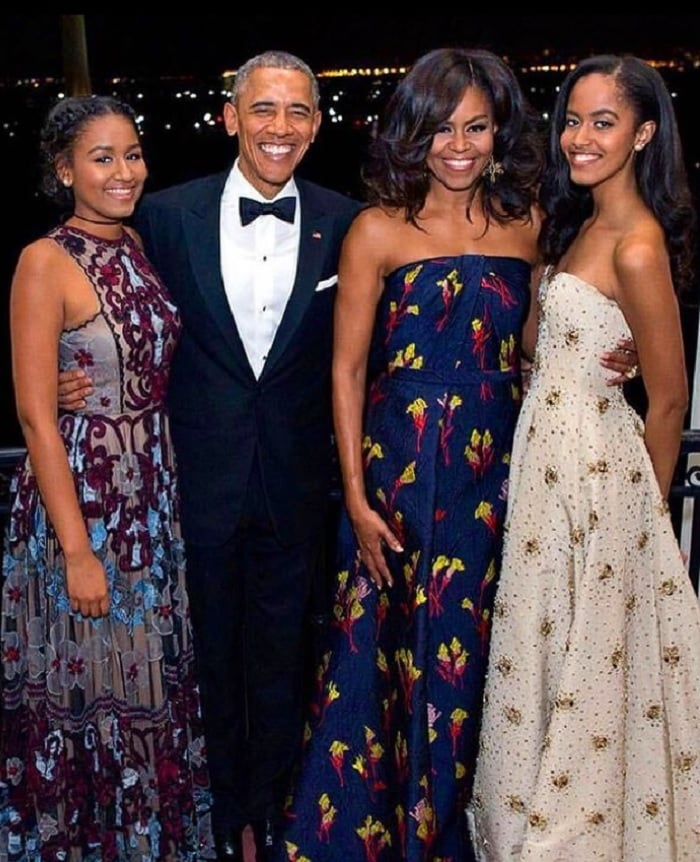 Barack Obama celebra en familia