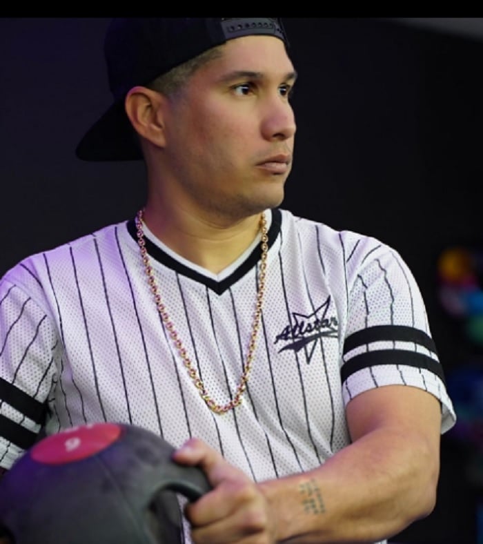 Chyno Miranda sigue internado en una clínica de rehabilitación