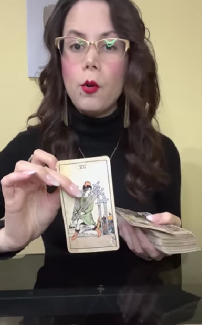 Hija de Nostradamus predice más tragedias en EEUU