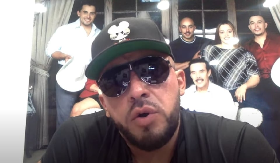 Alguien habría vendido su información y la de su familia