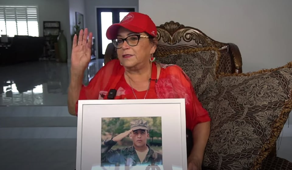 "Tú un día vas a ser alguien en la vida", le dijo la Señora Rosa a su hijo Juan Rivera