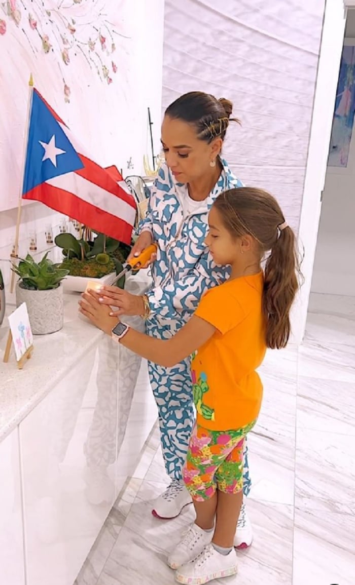 What did Adamari López, ex of Luis Fonsi, say about the passage of Hurricane Fiona through Puerto Rico?