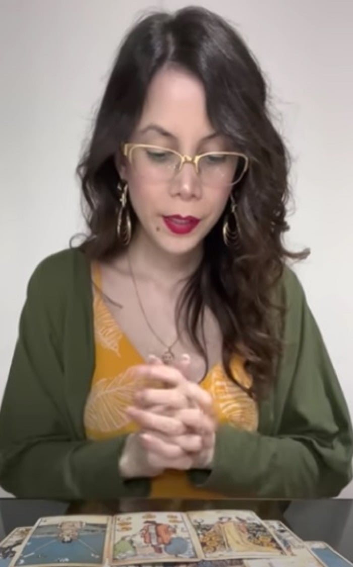 "Veo marchas, protestas y manifestaciones": Hija de Nostradamus