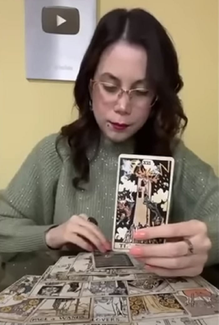 "Tendremos una tormenta solar galáctica": Hija de Nostradamus