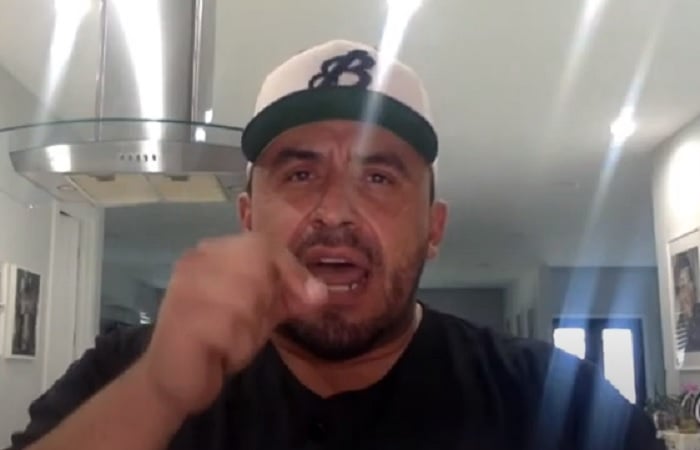 Le reconoce que ha sido 'chambeadora'