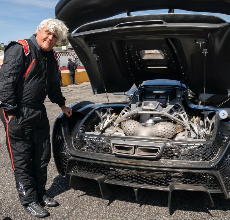 Jay Leno comparte su gusto por los autos