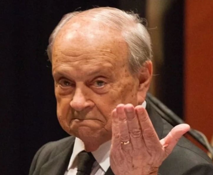 Atilio Stampone recibió varios reconocimientos