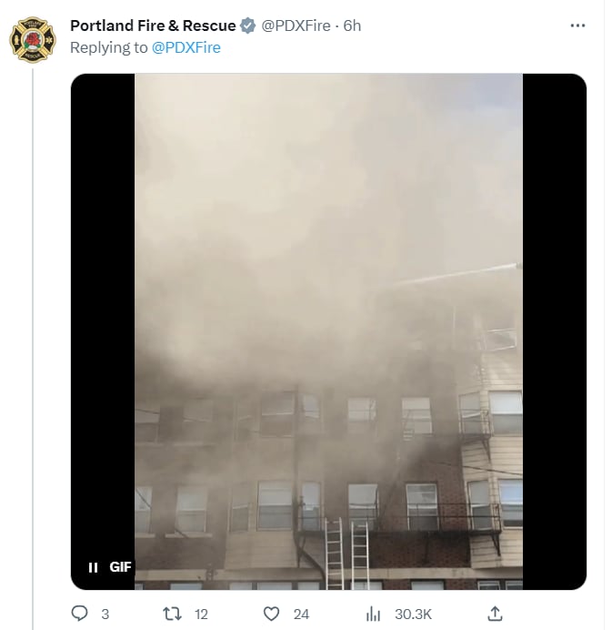 EXPLOSIÓN CONSUMIÓ PARTE DE EDIFICIO 