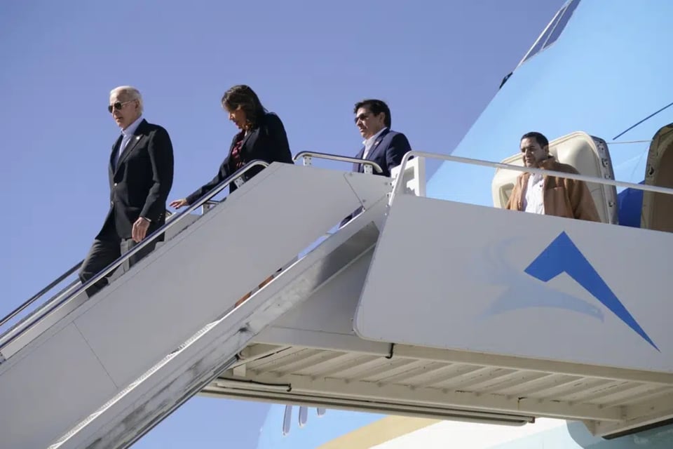 Joe Biden visita por primera vez la frontera entre México y EEUU para analizar la situación migratoria en el país