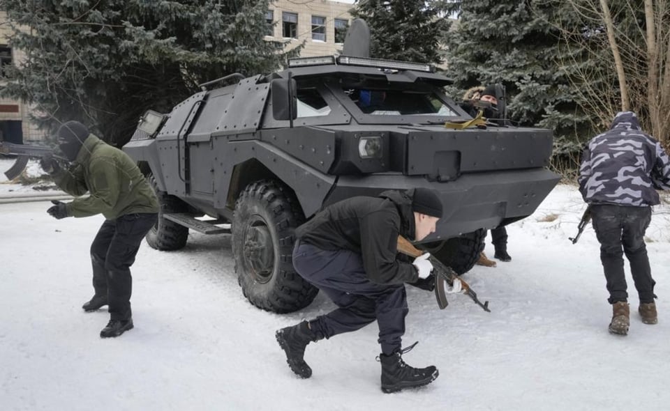 EEUU advierte que Rusia podría invadir Ucrania “cualquier día”