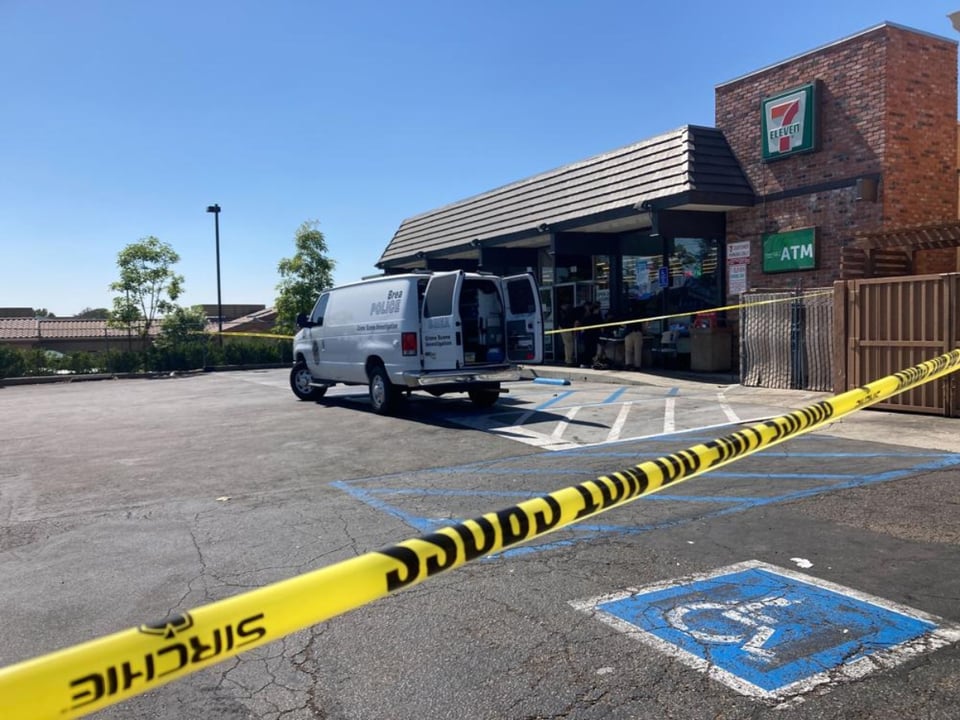Al menos 2 muertos y 3 heridos en tiroteos en varias tiendas 7-Eleven