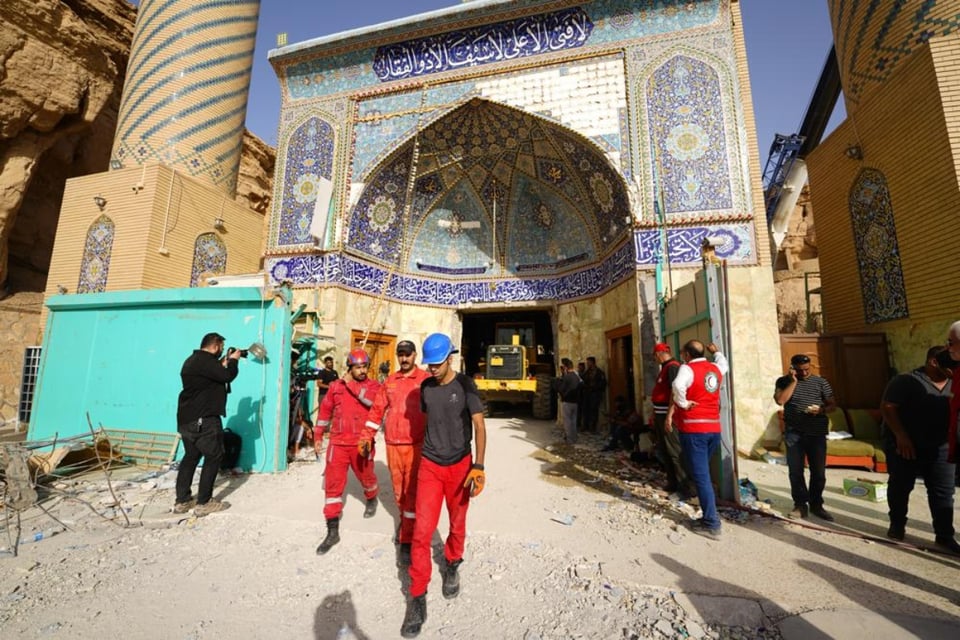 Deslizamiento de tierra en lugar sagrado mata a 7 en Irak