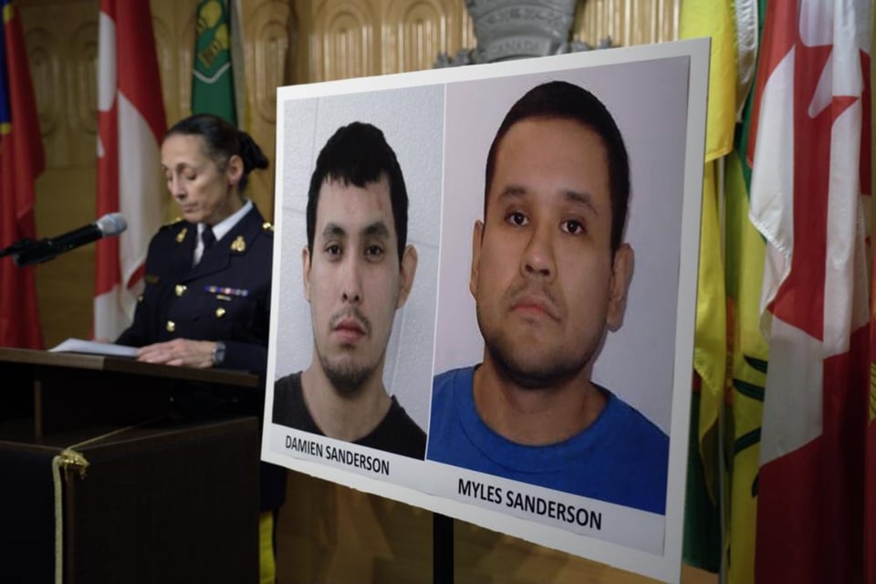 Policía busca a sospechosos de apuñalamiento mortal en Canadá