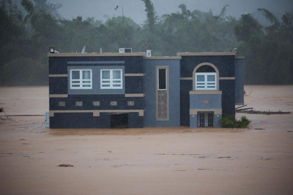 Biden declara estado de emergencia en Puerto Rico por huracán Fiona