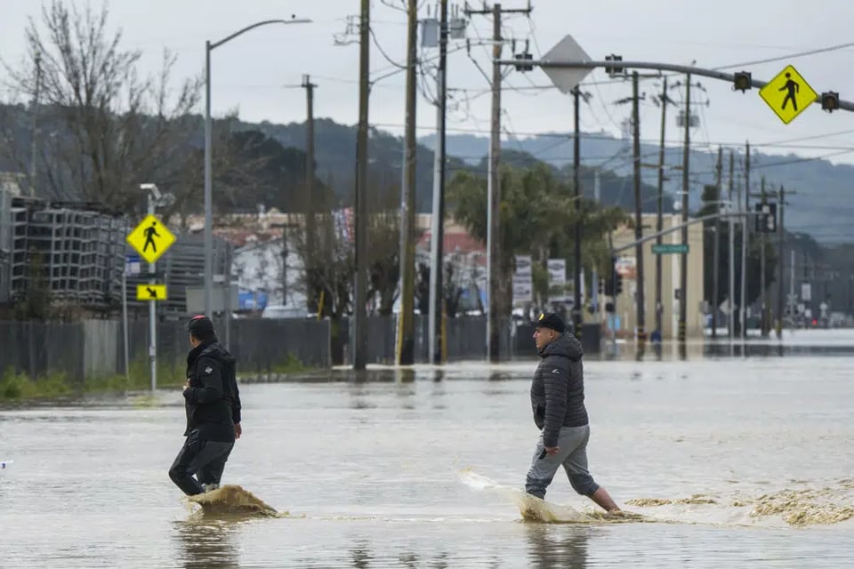 Tormenta deja saldo mortal en California