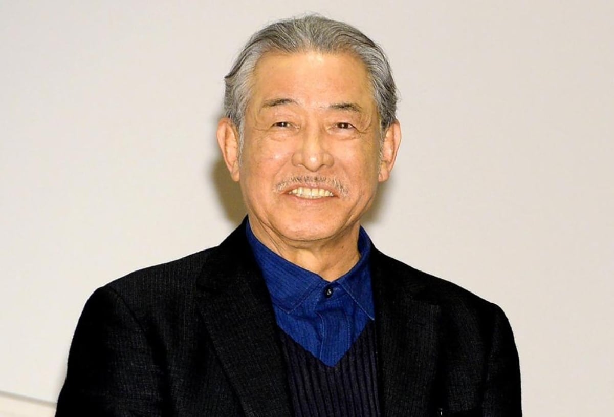 Muere Issey Miyake