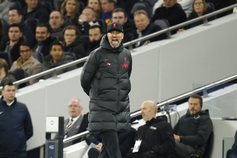 Liverpool vence como visitante a Tottenham