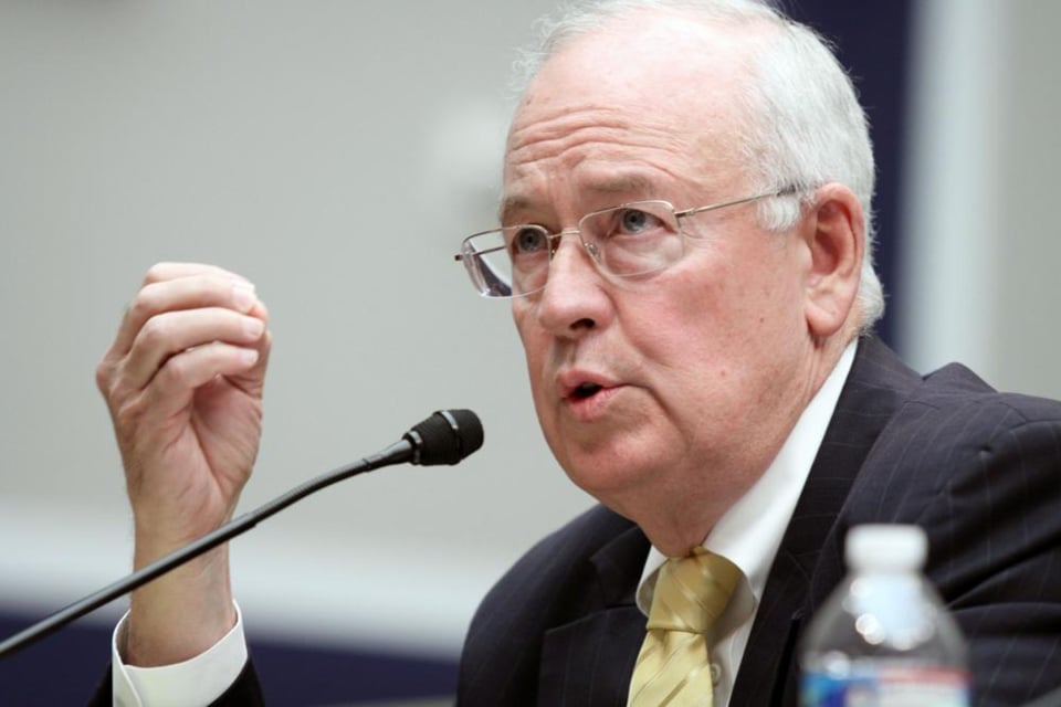 Ken Starr, independent counsel whose probe led to Clinton impeachment dies