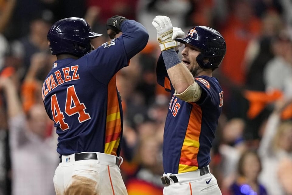 MLB Serie Mundial: Astros ganan y consiguen empatar la serie ante Phillies