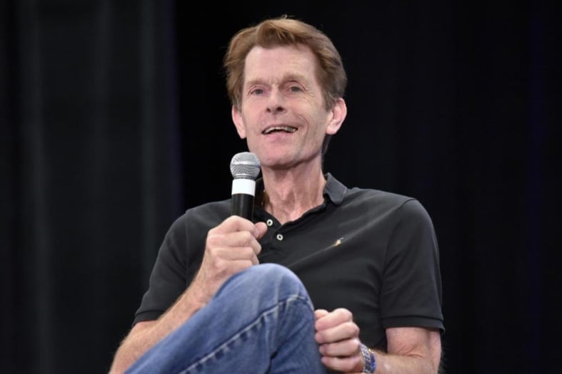 Kevin Conroy, who voiced Batman, posts final heartbreaking selfie (PHOTO)