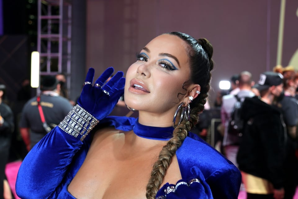«Fue algo muy duro» Chiquis Rivera habla sobre su relación con su madre Jenni Rivera (FOTO)