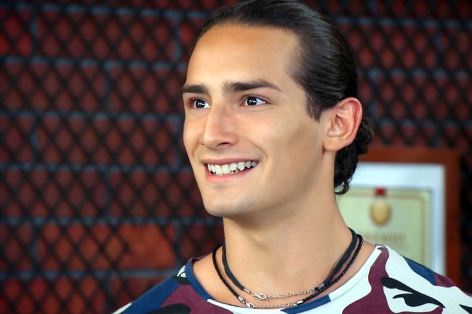 Mexican actor Emilio Osorio reveals whether Bobby Larios is his father
