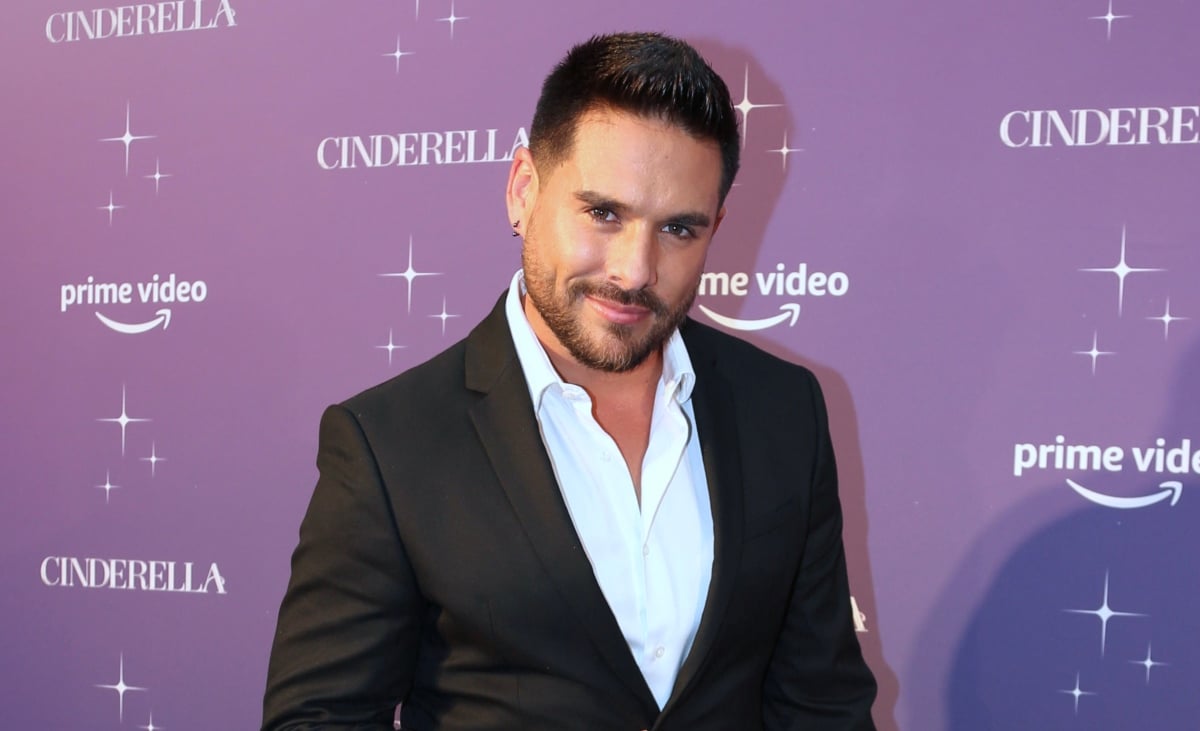 reconocido actor colombiano, Sebastián Caicedo,