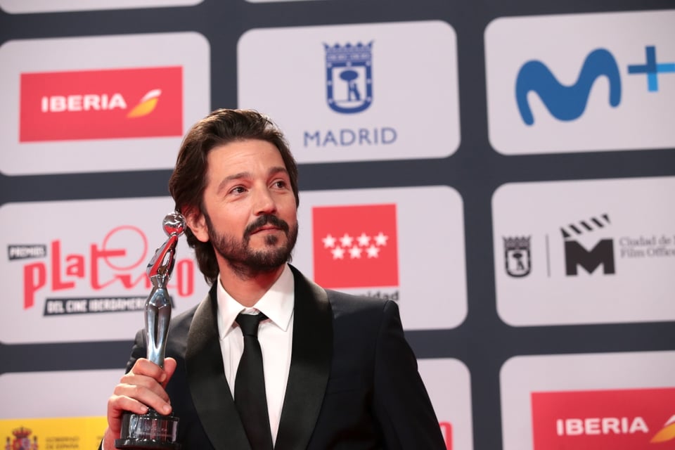 Diego Luna, event, award, speech, mundonow