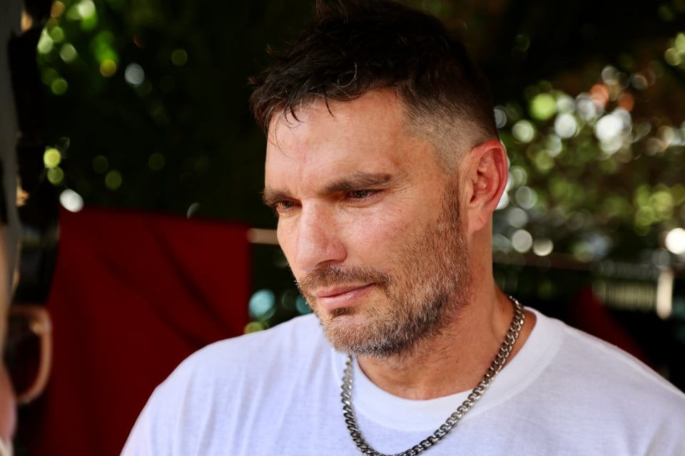Tras ser diagnosticado con cáncer de piel, Julián Gil enfrenta nuevo obstáculo en su vida