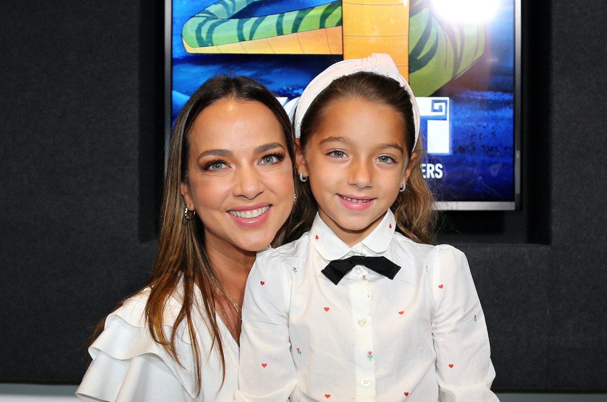 ¿MUCHO SHOW? Adamari le da una sorpresa a su hija y la critican por ‘exagerada’ (VIDEO)