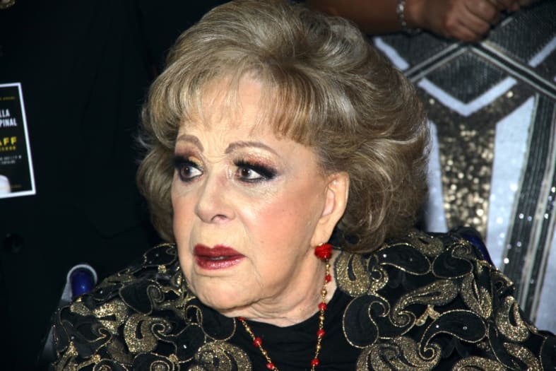 Silvia Pinal mourns the death of her close friend Gloria Cantón
