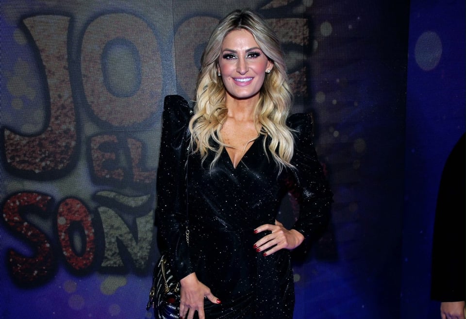 Host Anette Cuburu is fired from ‘Venga La Alegría’ (PHOTOS)
