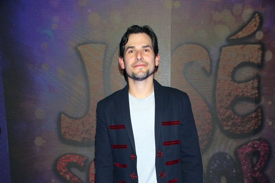 El actor y youtuber mexicano Alan Estrada revela que es gay featured image