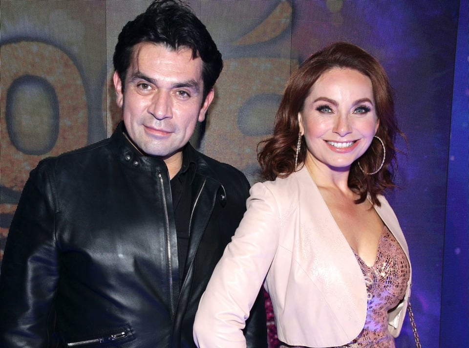 Elizabeth Álvarez, esposa de Jorge Salinas da anuncio tras la supuesta infidelidad de su esposo (VIDEOS)