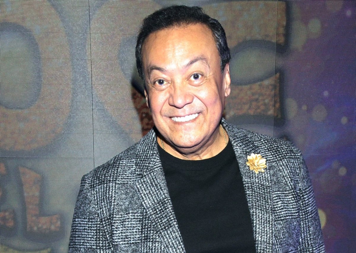 Singer Carlos Cuevas describes panic when a helicopter crashed