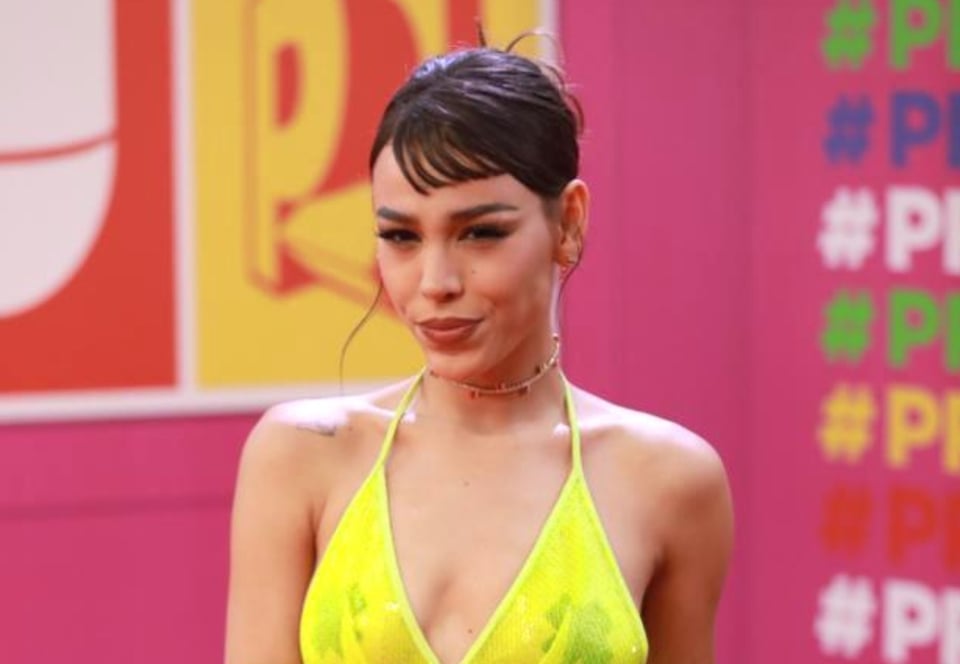 ¿Esquelética? Danna Paola se quita la ropa y todos se asustan por cómo luce su cuerpo (FOTOS)