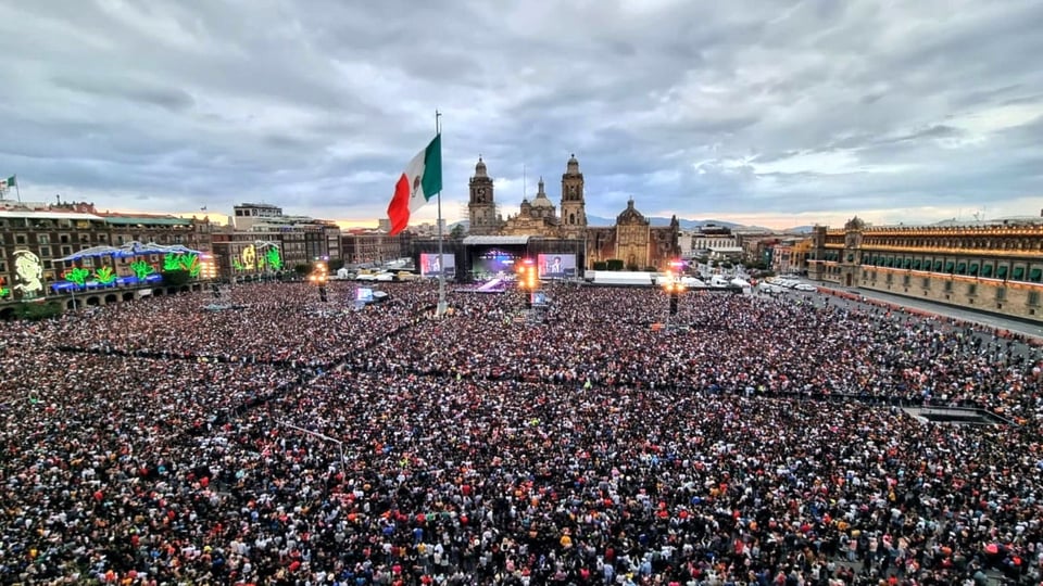 Grupo Firme supera Vicente Fernández