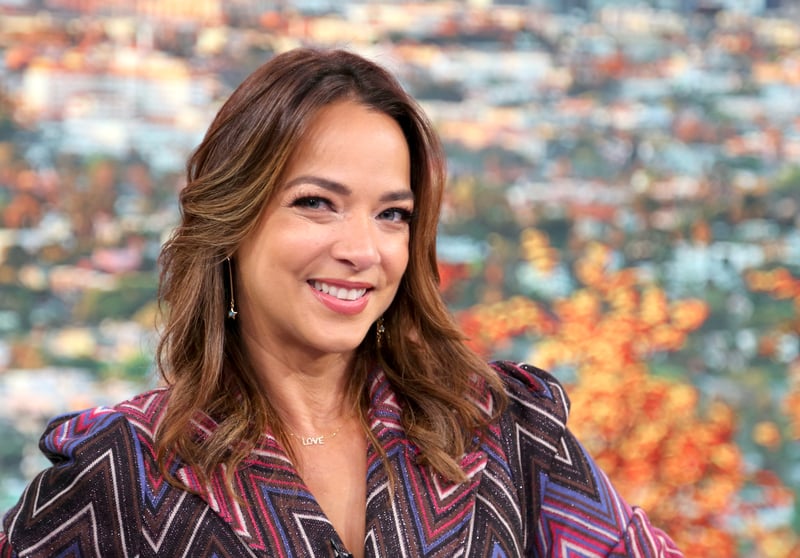 "Siempre conectando con y sirviendo a nuestros televidentes"