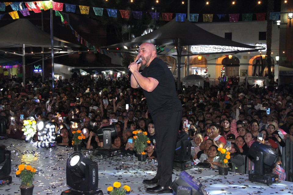 Lupillo contó que sus sobrinos no estaban muy contentos con "Déjame el instructivo".